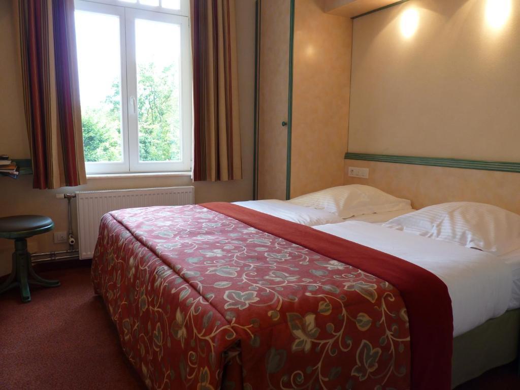 Les Tilleuls Hotel Jupille Kültér fotó