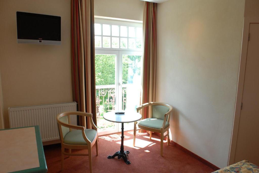 Les Tilleuls Hotel Jupille Kültér fotó