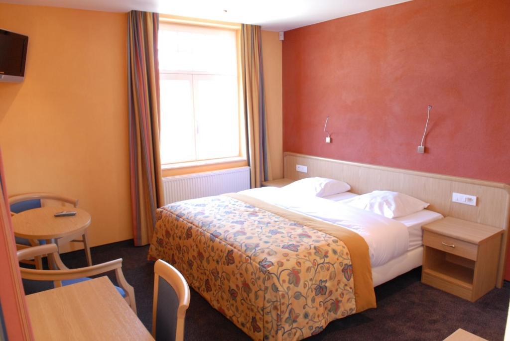 Les Tilleuls Hotel Jupille Kültér fotó