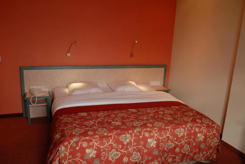 Les Tilleuls Hotel Jupille Kültér fotó