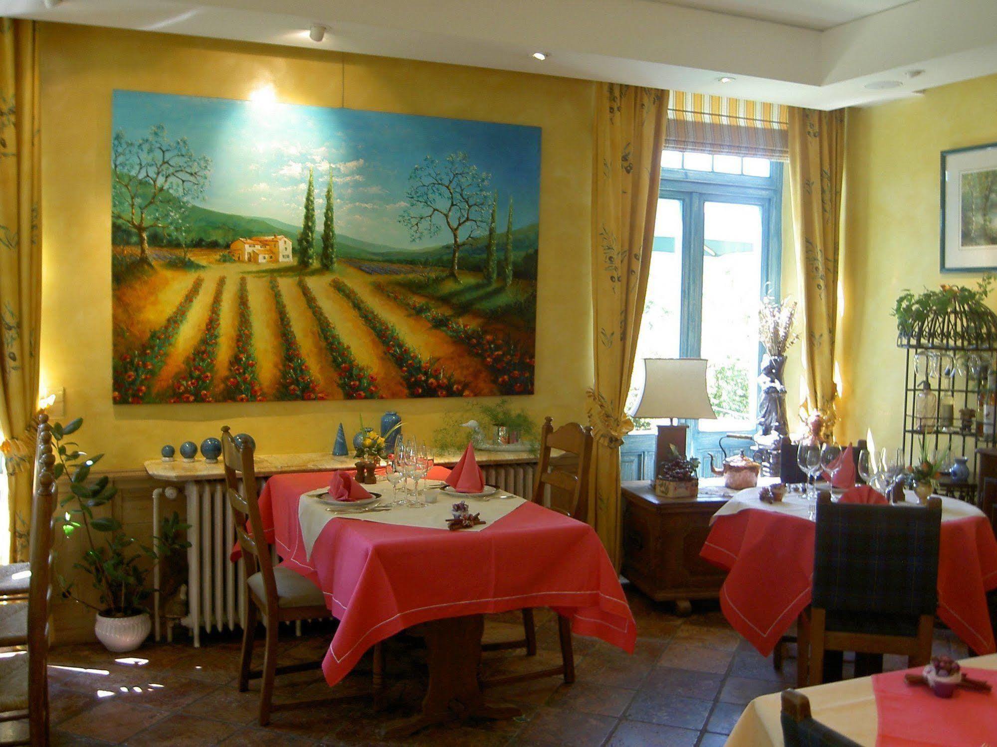 Les Tilleuls Hotel Jupille Kültér fotó